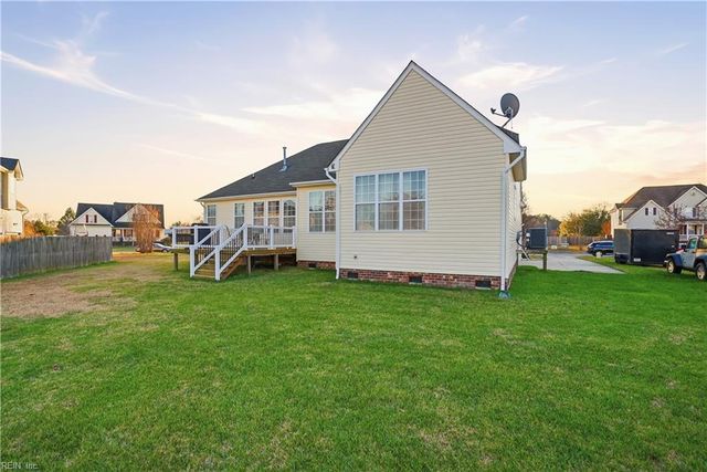 10419 Sylvia CIR, Windsor, VA 23487