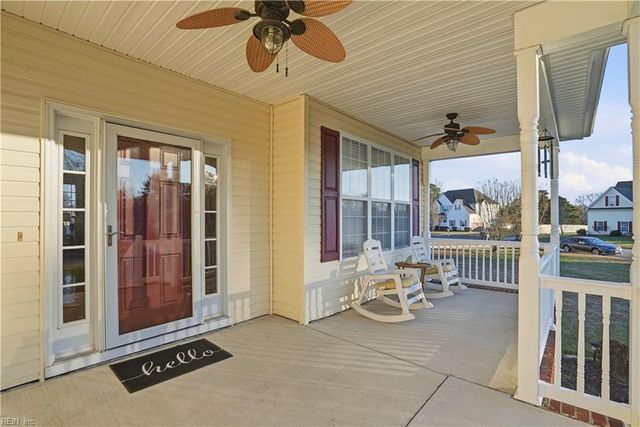 10419 Sylvia CIR, Windsor, VA 23487