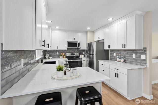 3323 Federal Avenue, Everett, WA 98201