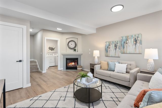 3323 Federal Avenue, Everett, WA 98201