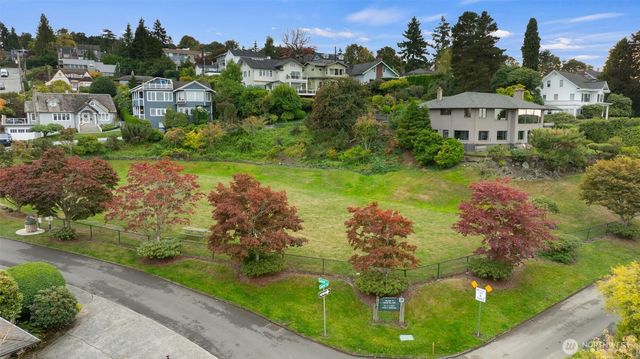 3323 Federal Avenue, Everett, WA 98201