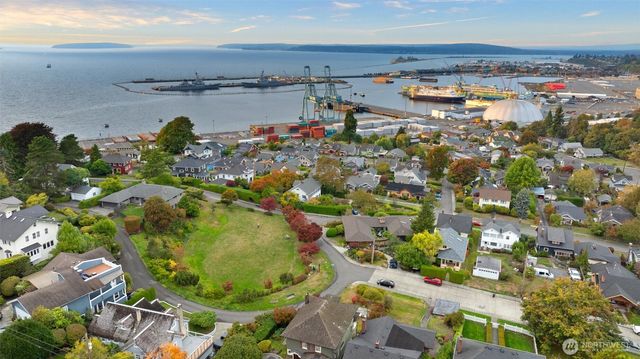 3323 Federal Avenue, Everett, WA 98201