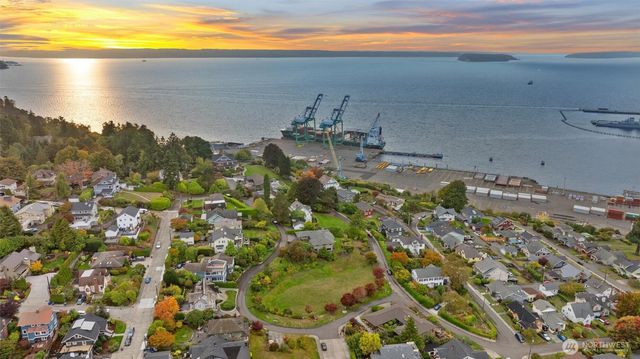 3323 Federal Avenue, Everett, WA 98201