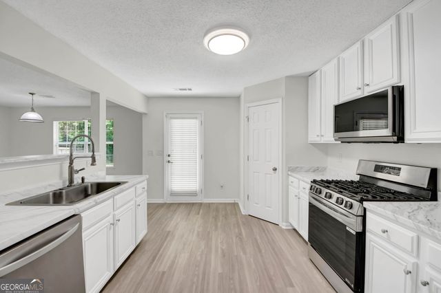 4327 Defoors Farm Trail, Powder Springs, GA 30127