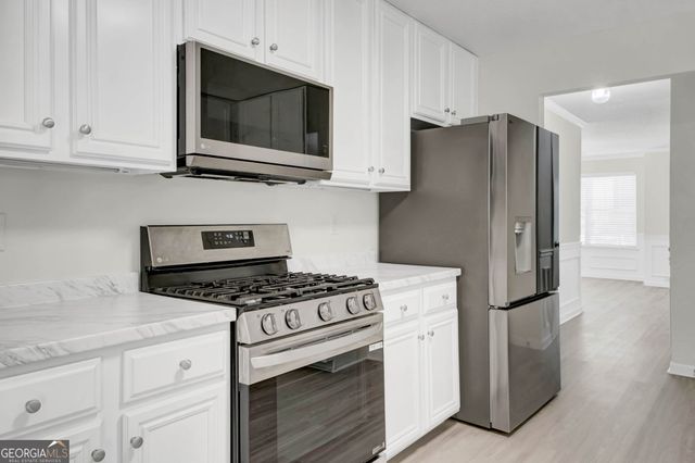 4327 Defoors Farm Trail, Powder Springs, GA 30127