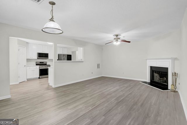 4327 Defoors Farm Trail, Powder Springs, GA 30127
