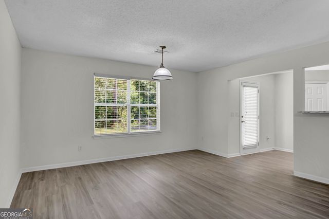4327 Defoors Farm Trail, Powder Springs, GA 30127