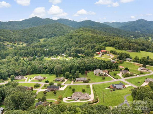 206 Bridle Path, Candler, NC 28715