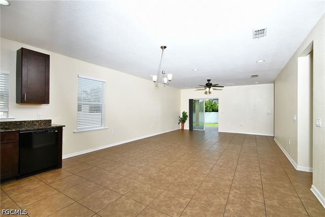 1913 SW 26th TER, Cape Coral, FL 33914