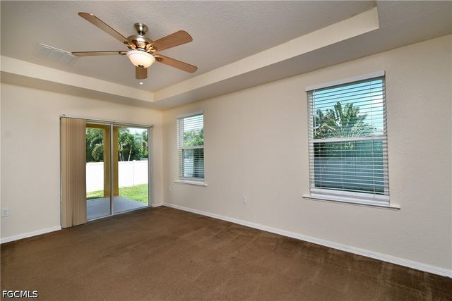 1913 SW 26th TER, Cape Coral, FL 33914