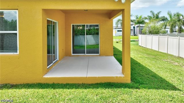 1913 SW 26th TER, Cape Coral, FL 33914