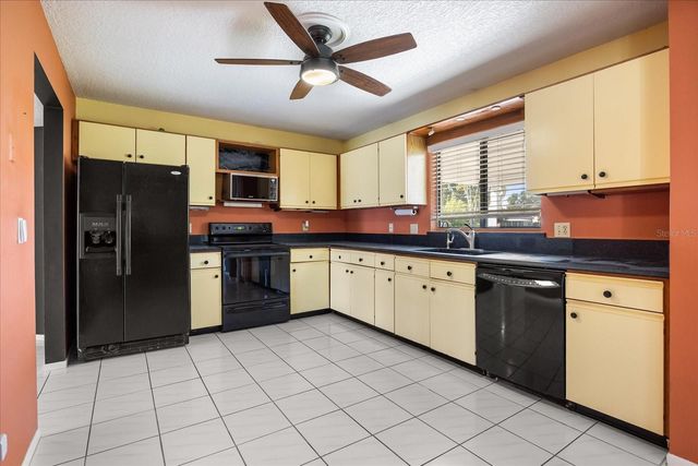 2216 THURBER COURT, Orlando, FL 32837