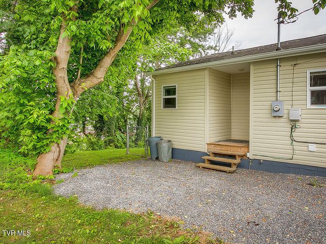 138 Grandview Street, Church Hill, TN 37642