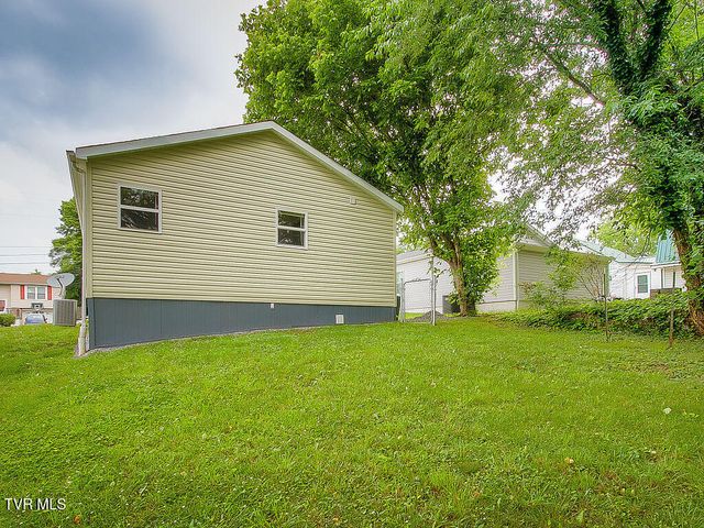 138 Grandview Street, Church Hill, TN 37642