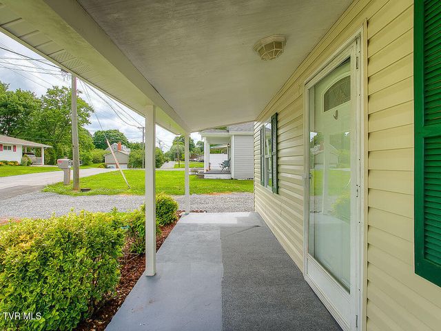 138 Grandview Street, Church Hill, TN 37642