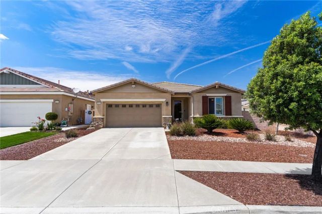 18068 Milkweed, San Bernardino, CA 92407