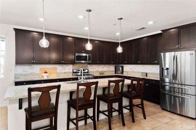 18068 Milkweed, San Bernardino, CA 92407