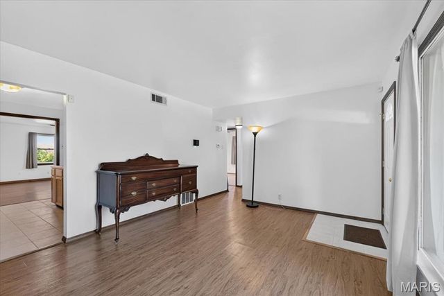 165 Brackleigh Lane, Florissant, MO 63031