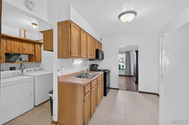 165 Brackleigh Lane, Florissant, MO 63031