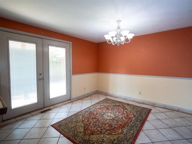 1 Lancet Court, Shawnee, OK 74804