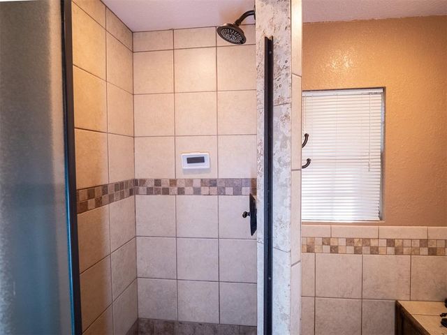 1 Lancet Court, Shawnee, OK 74804