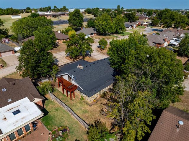 1 Lancet Court, Shawnee, OK 74804