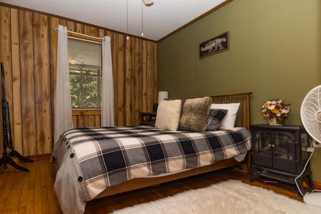 342 Twin Oaks Road, Wellington, KY 40387