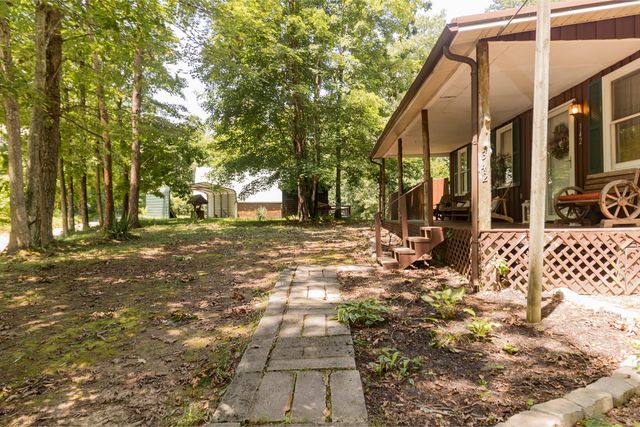 342 Twin Oaks Road, Wellington, KY 40387