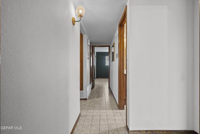 5660 LONGVIEW Drive, El Paso, TX 79924