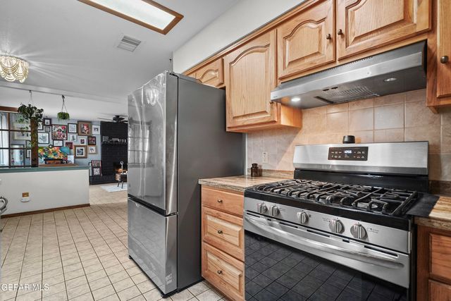 5660 LONGVIEW Drive, El Paso, TX 79924