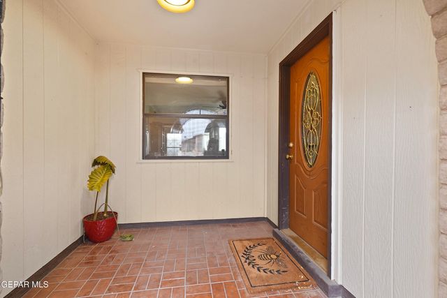 5660 LONGVIEW Drive, El Paso, TX 79924