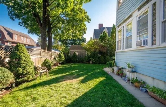 322 Brookline St 1, Cambridge, MA 02139