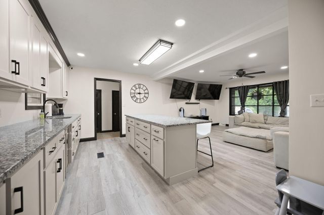 3706 Hickory Hill Drive, Somerset, KY 42503