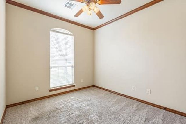 9005 NW 79th Terrace, Yukon, OK 73099