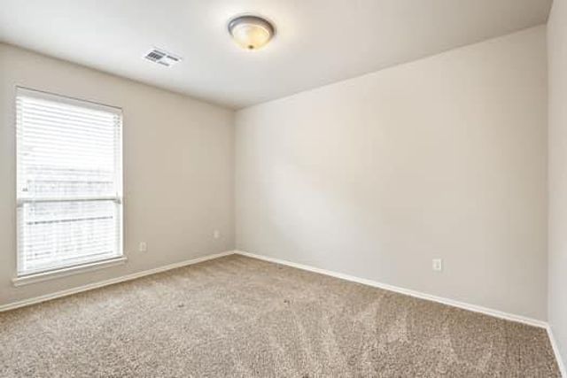 9005 NW 79th Terrace, Yukon, OK 73099