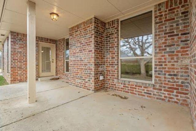 9005 NW 79th Terrace, Yukon, OK 73099