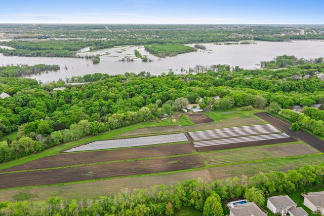 9931 Crestwood Terrace, Eden Prairie, MN 55347