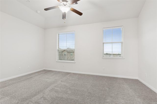 1200 S 10th ST 1804, Pflugerville, TX 78660