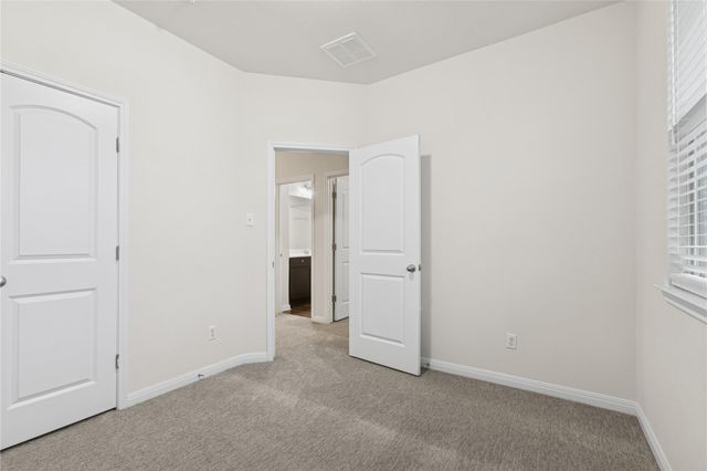 1200 S 10th ST 1804, Pflugerville, TX 78660