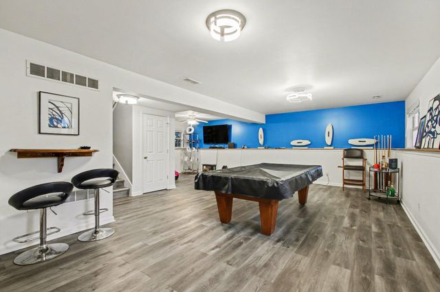 1304 Csokasy Lane, Hobart, IN 46342