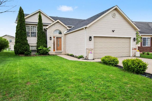 1304 Csokasy Lane, Hobart, IN 46342