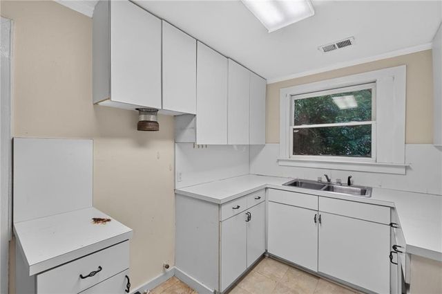 542 Walnut Street, Hapeville, GA 30354