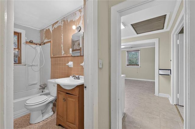 542 Walnut Street, Hapeville, GA 30354