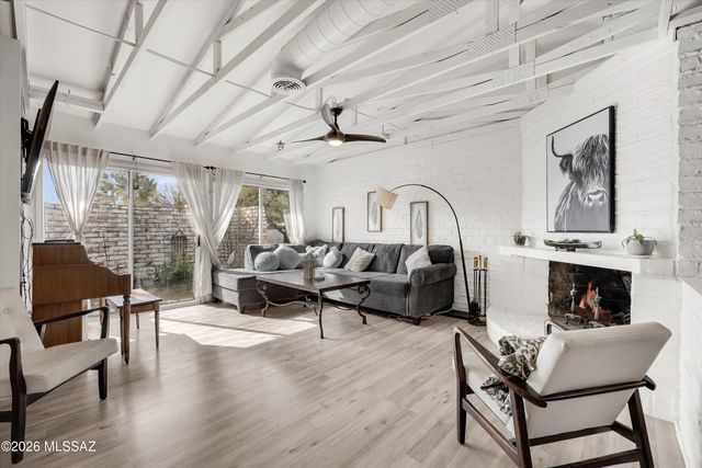 3059 N Tecumseh Court, Tucson, AZ 85715