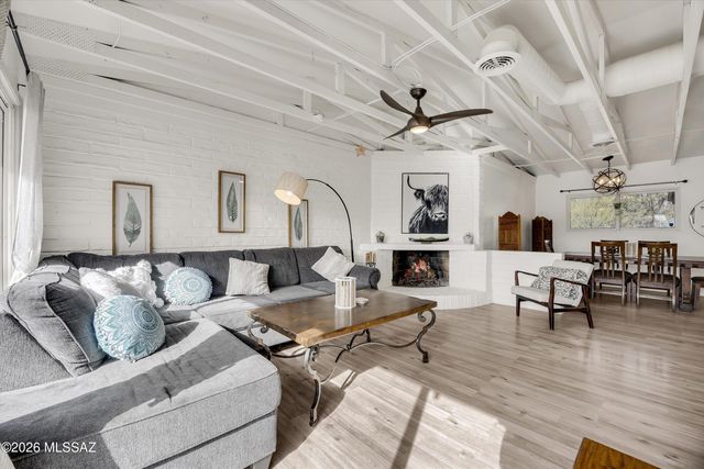 3059 N Tecumseh Court, Tucson, AZ 85715