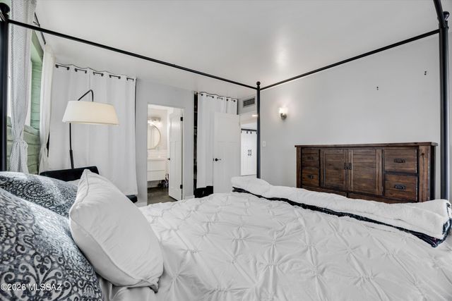 3059 N Tecumseh Court, Tucson, AZ 85715