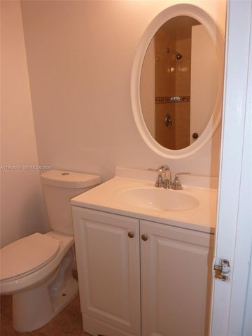 4535 SW 68th Ct Circle 7, Miami, FL 33155