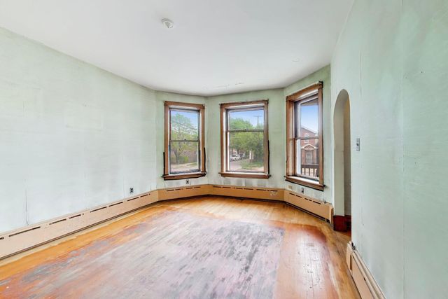 3400 S Wood Street, Chicago, IL 60608