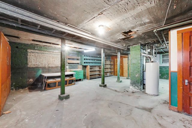 3400 S Wood Street, Chicago, IL 60608