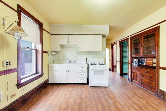 3400 S Wood Street, Chicago, IL 60608